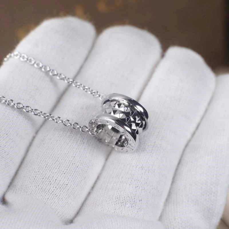 Lightweight Bvlgari Necklaces 216436