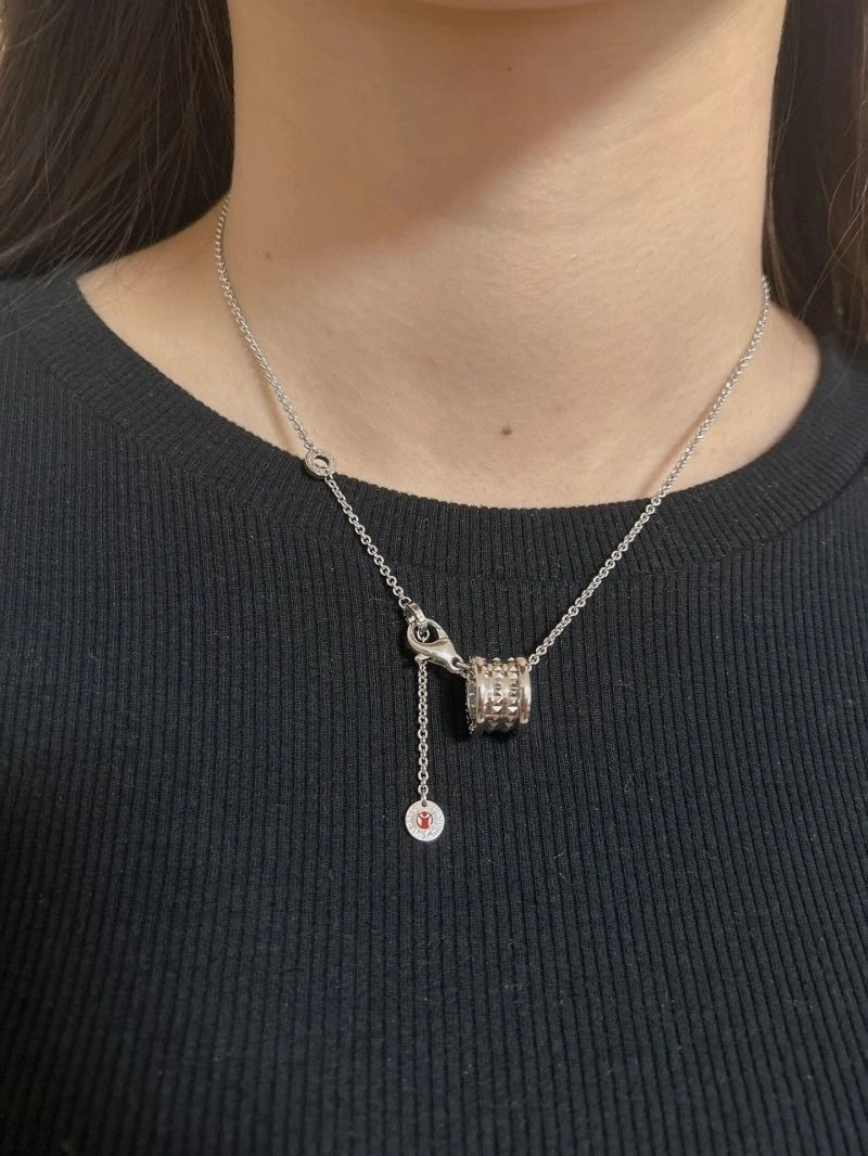 Lightweight Bvlgari Necklaces 216436