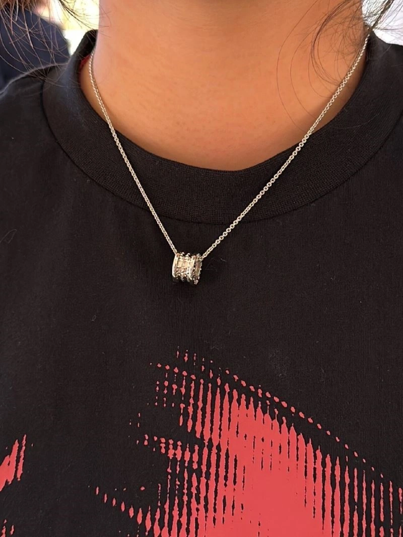 Lightweight Bvlgari Necklaces 216436