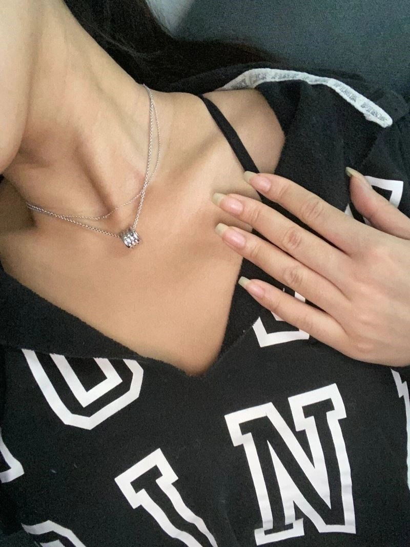 Lightweight Bvlgari Necklaces 216436