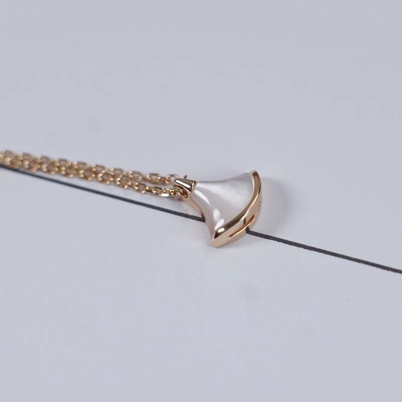 Sporty Bvlgari Necklaces 216365