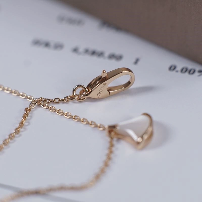Sporty Bvlgari Necklaces 216365