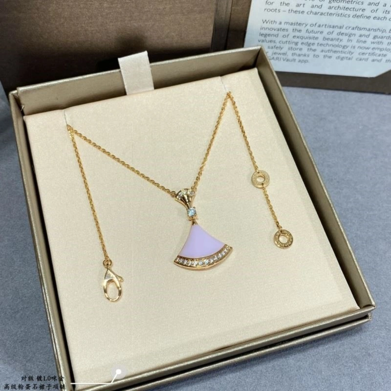 Unique Bvlgari Necklaces 216334