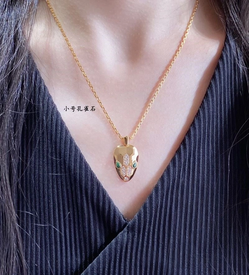 Bvlgari Necklaces Packable 216351