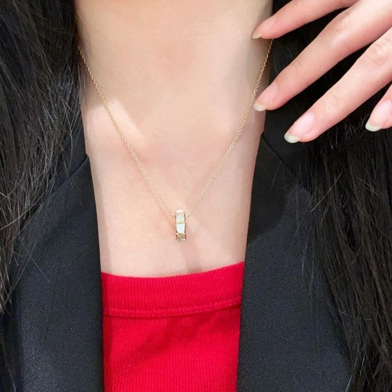 Affordable Bvlgari Necklaces 216272