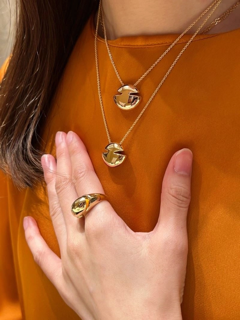 UrbanStyle Bvlgari Necklaces 216229