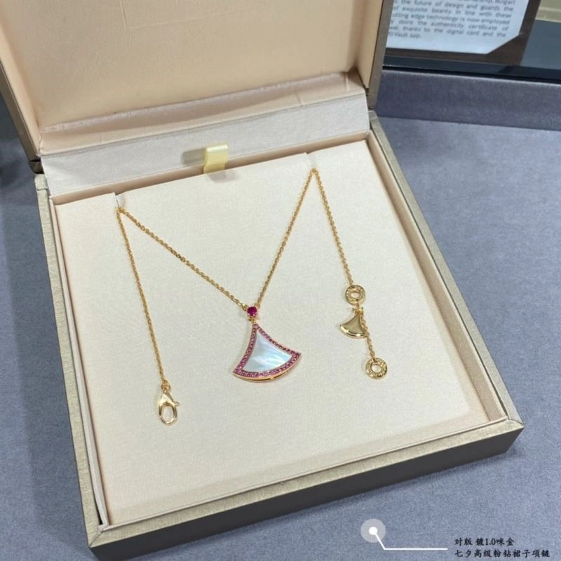 Bvlgari Necklaces SmoothTexture 216218