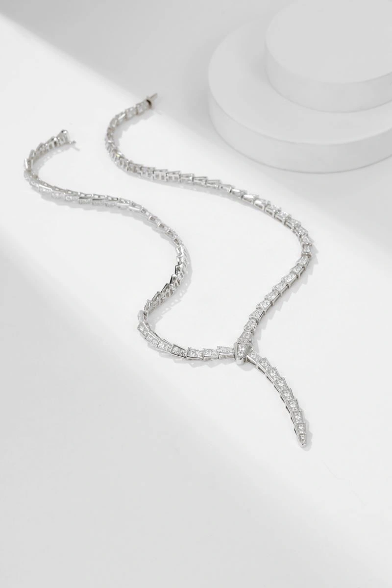 Vibrant Bvlgari Necklaces 216157