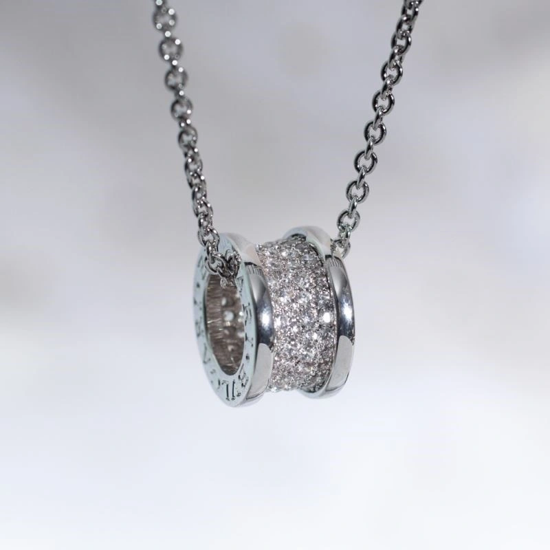 Contemporary Bvlgari Necklaces 216163