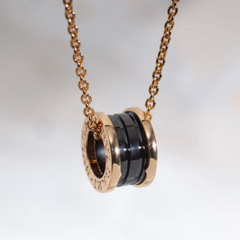 EyeCatching Bvlgari Necklaces 216156