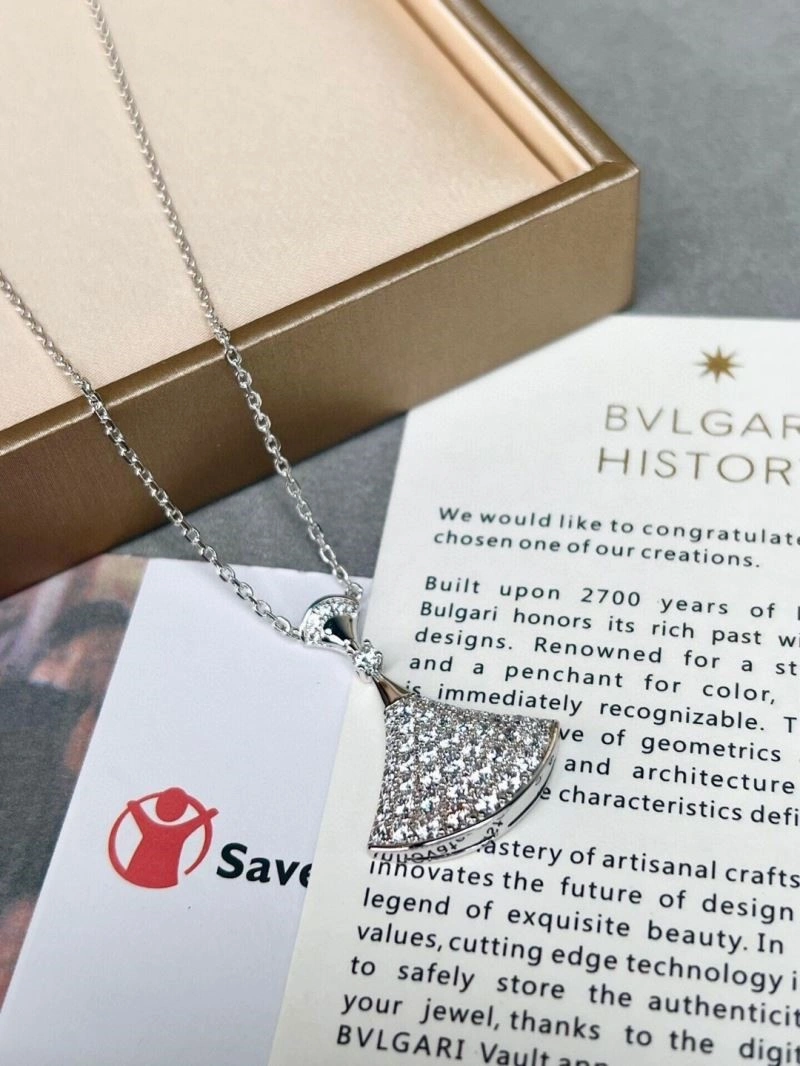 WeatherProof Bvlgari Necklaces 216132