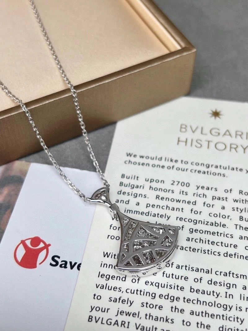 WeatherProof Bvlgari Necklaces 216132