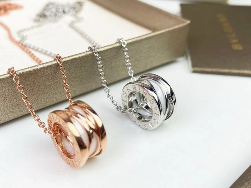 Bvlgari Necklaces Minimalist 216126