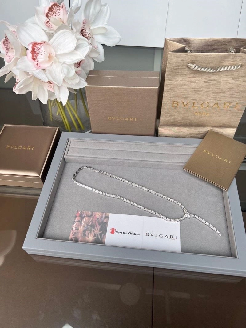 Bvlgari Necklaces Sporty 216119