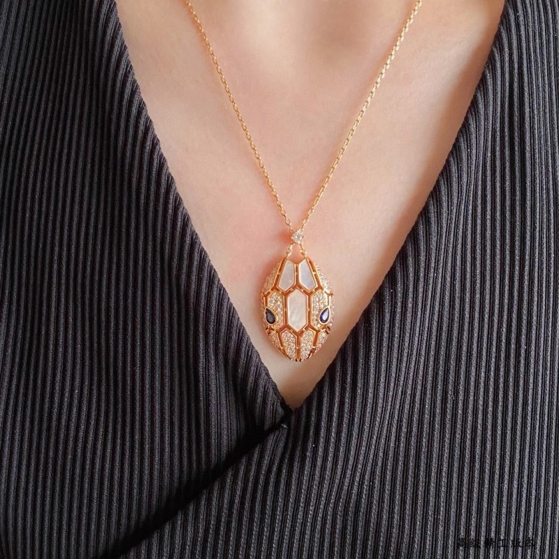 Bvlgari Necklaces Functional 215837