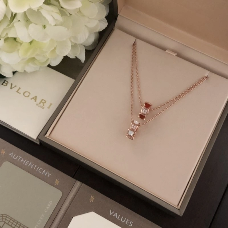Bold Bvlgari Necklaces 215801