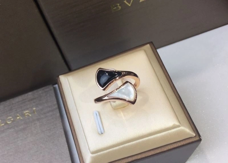 ModernLook Bvlgari Rings 216544