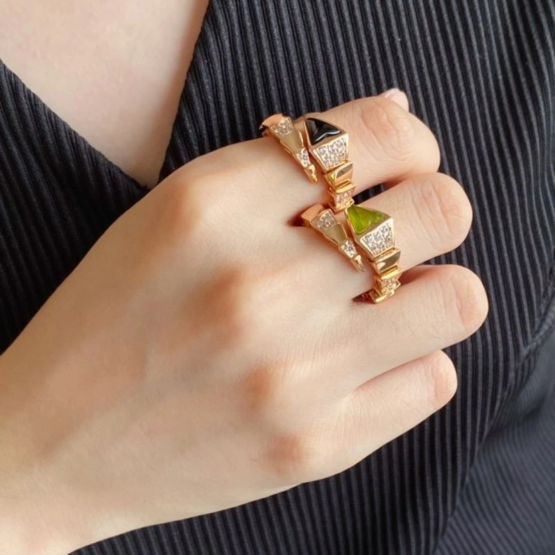 Snug Bvlgari Rings 216318