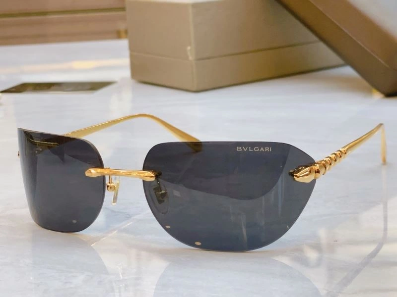 RelaxedFit Bvlgari Sunglasses 277279