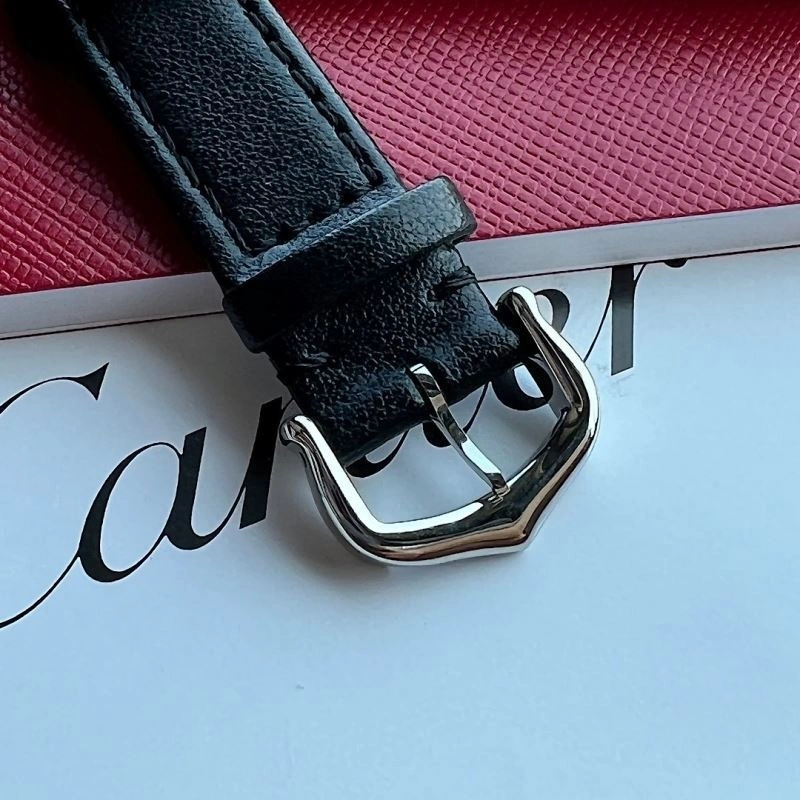 CARTIER Watches UrbanChic 181119