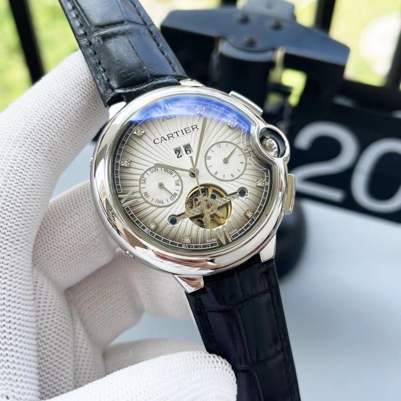 Stylish CARTIER Watches 181095