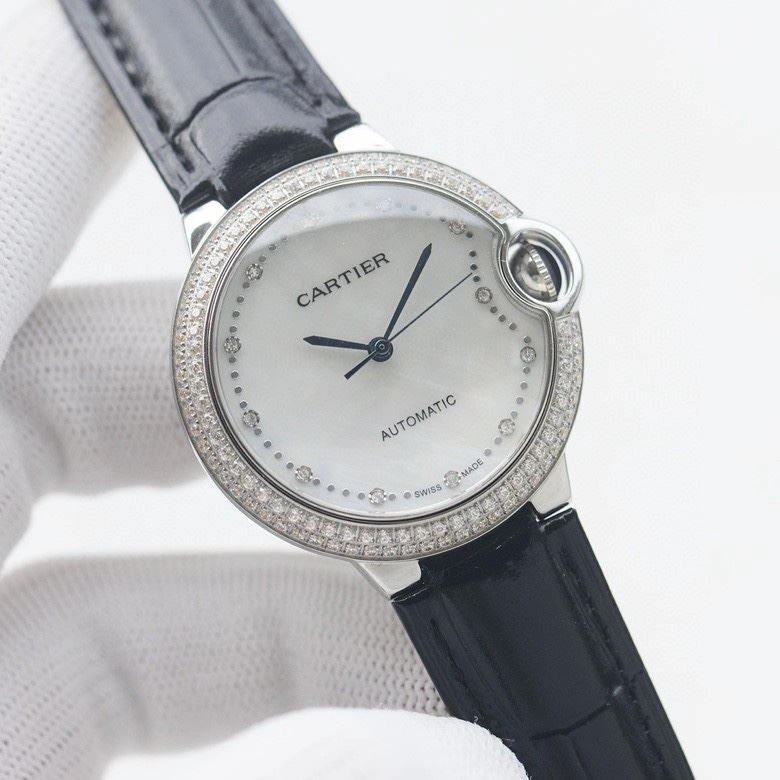 Bright CARTIER Watches 181071