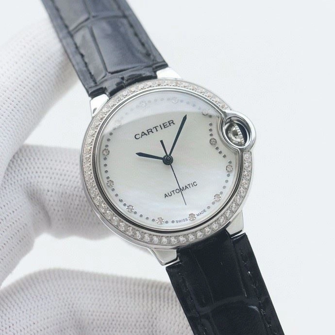 Stretchable CARTIER Watches 181059