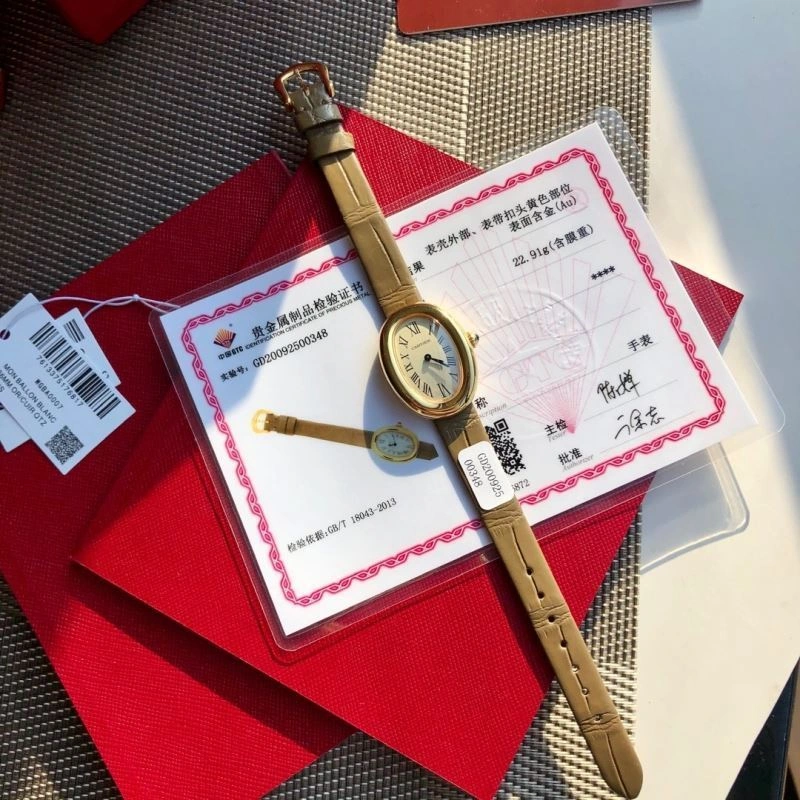 Compact CARTIER Watches 181030