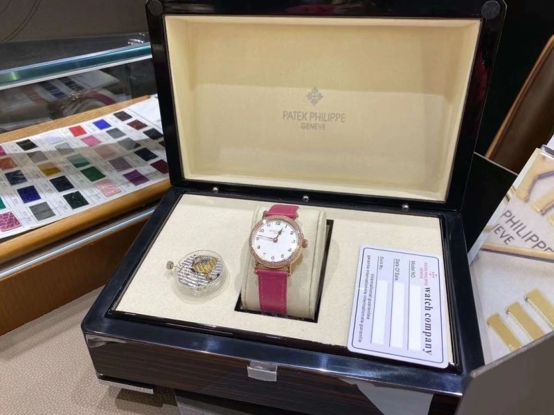 OdorResistant CARTIER Watches 181016