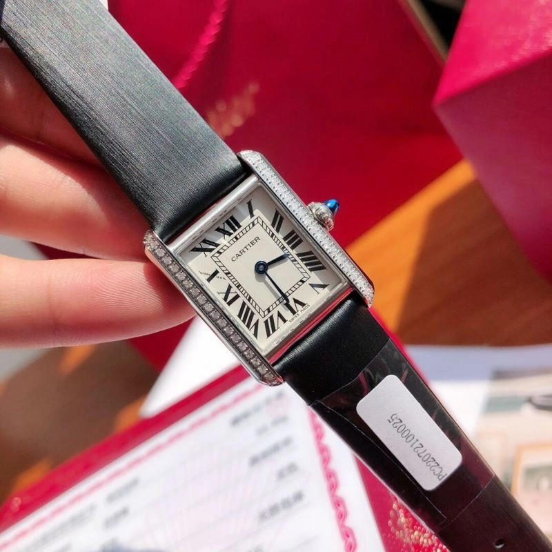 Durable CARTIER Watches 180892