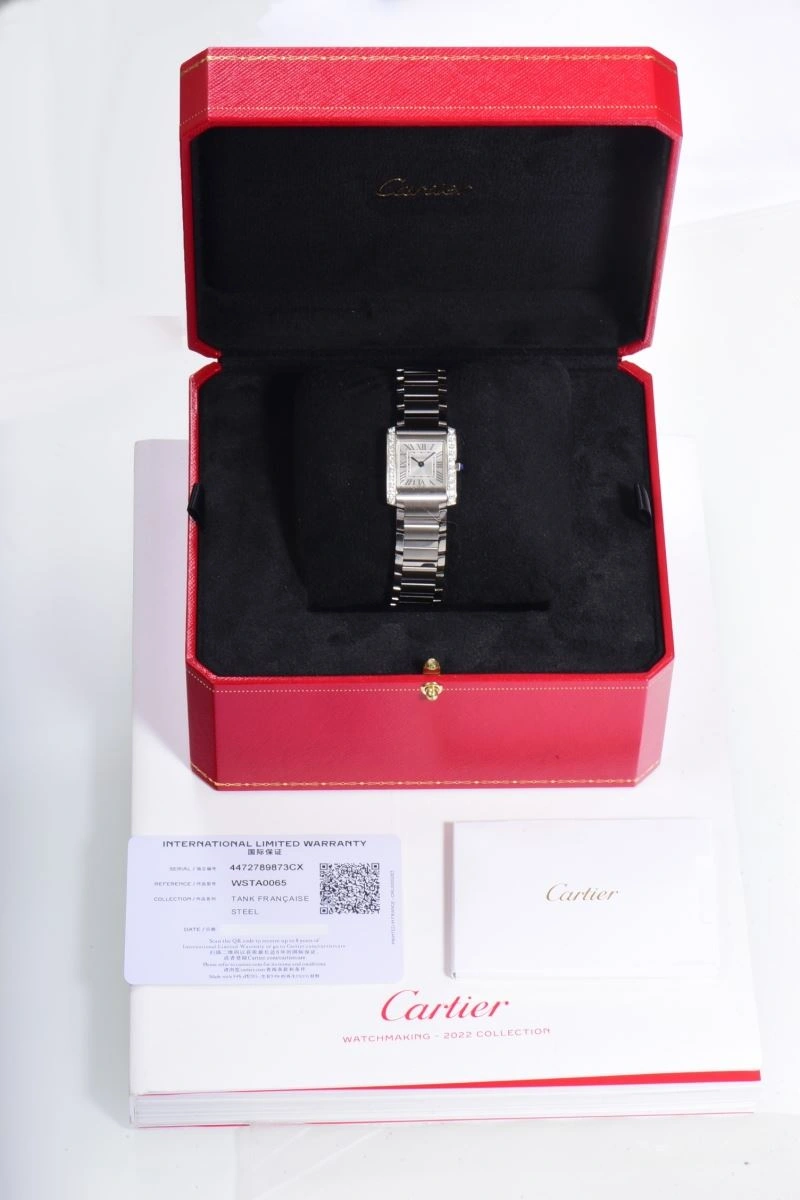 Resilient CARTIER Watches 180888