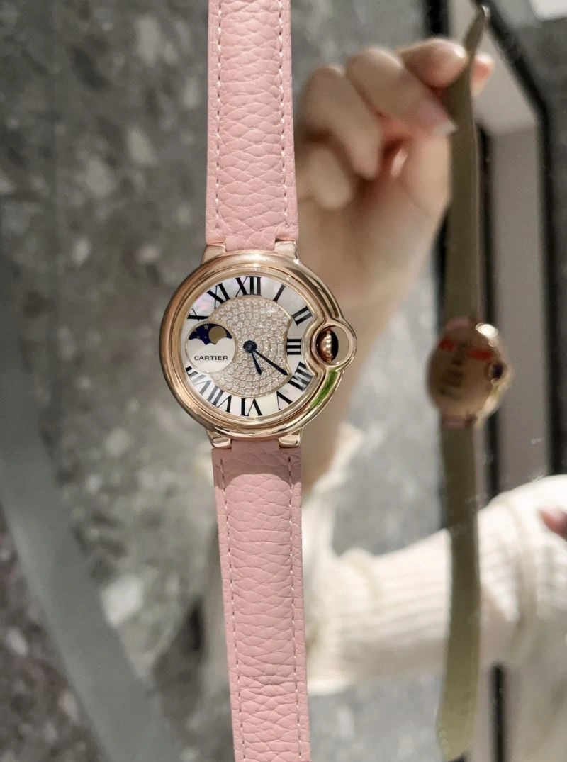 UrbanChic CARTIER Watches 180877