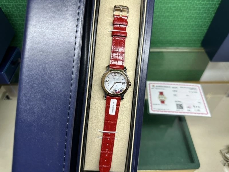 Trendy CARTIER Watches 180776