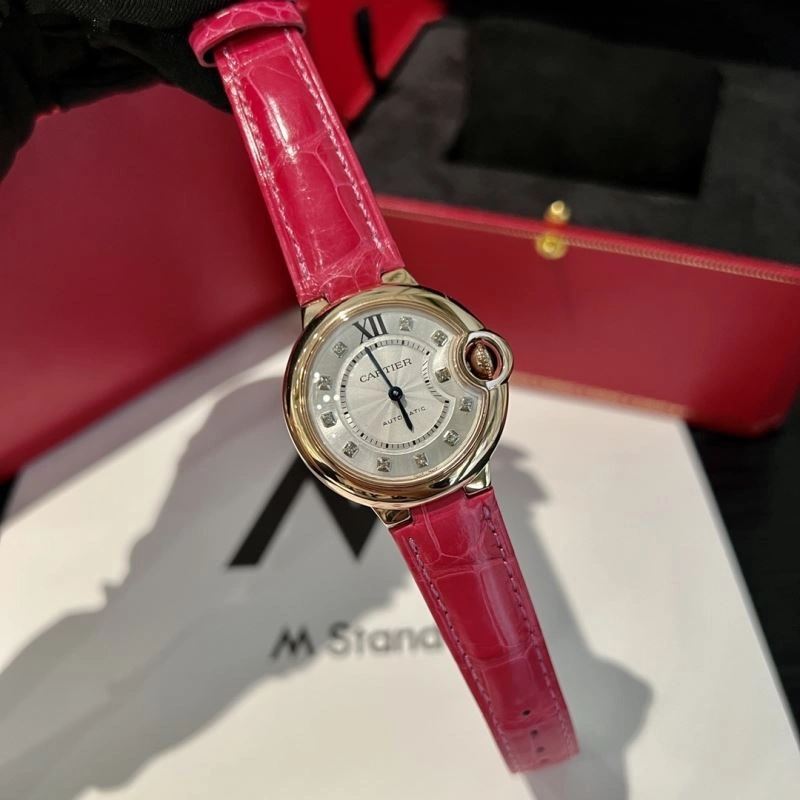 Functional CARTIER Watches 180671