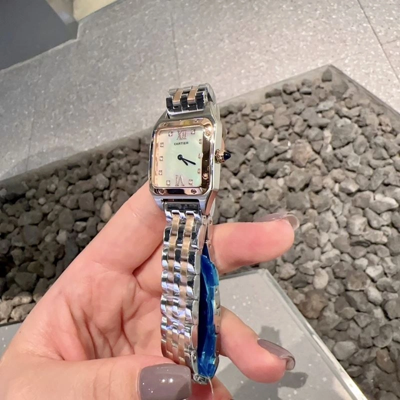 Attractive CARTIER Watches 180514