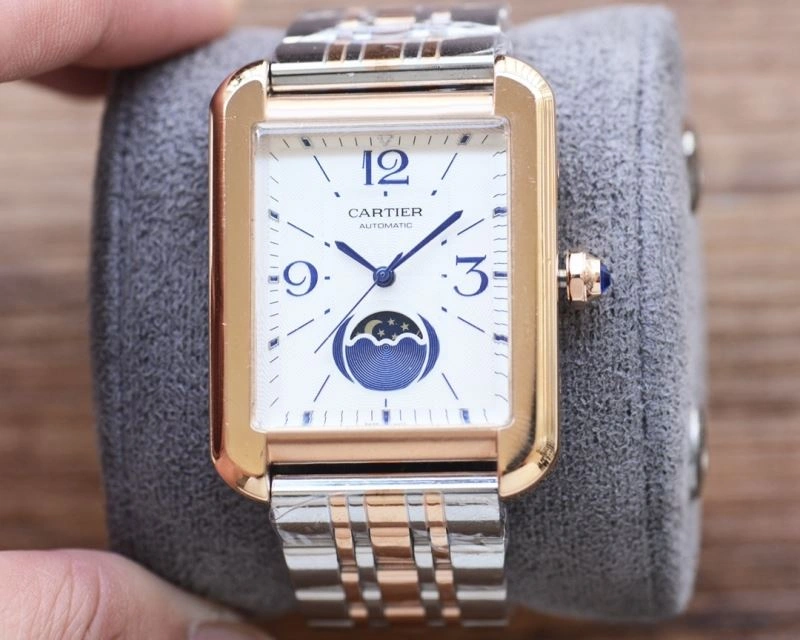 Snug CARTIER Watches 180466