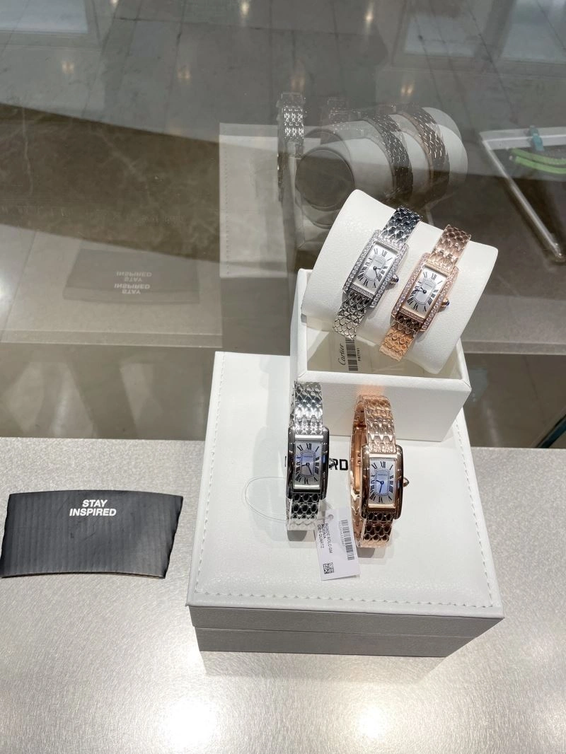 Packable CARTIER Watches 180365