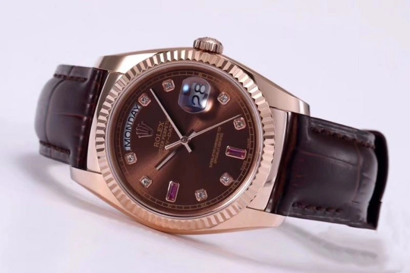 Resilient CARTIER Watches 180338