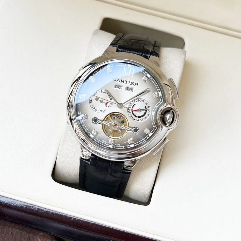 Neat CARTIER Watches 180041