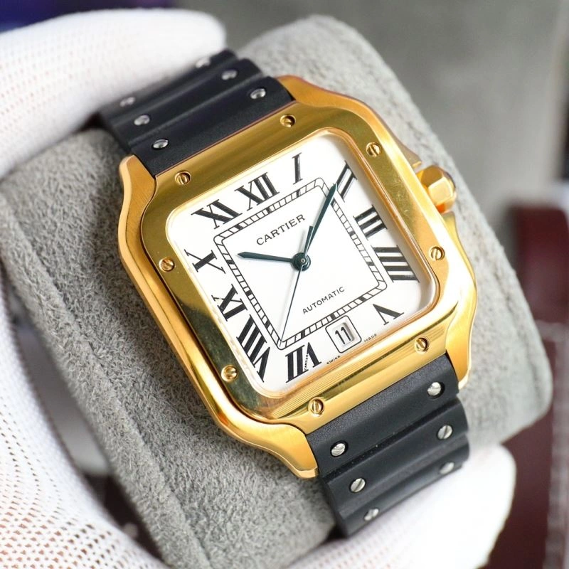 Versatile CARTIER Watches 179945