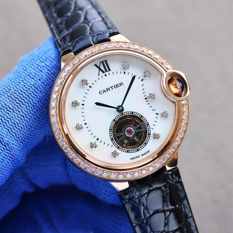 Lightweight CARTIER Watches 179833