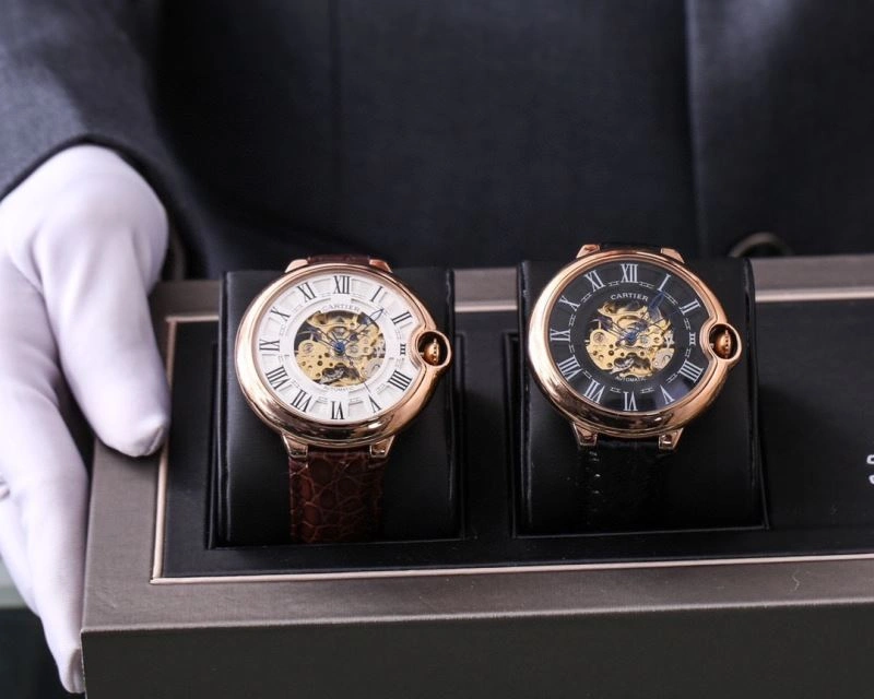 RelaxedFit CARTIER Watches 179859