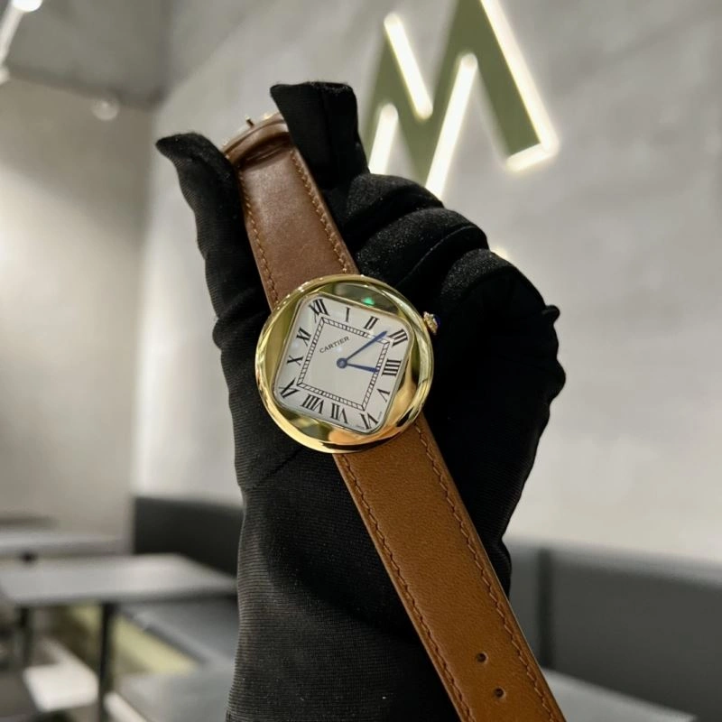 Elegant CARTIER Watches 179797