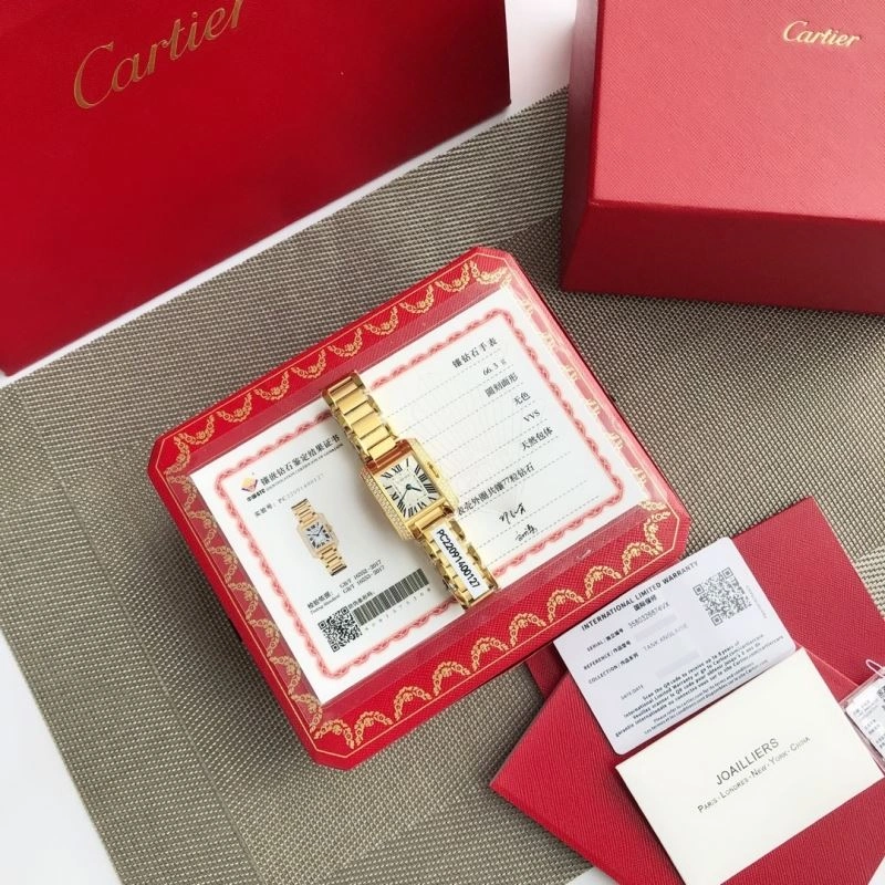 RelaxedFit CARTIER Watches 179651