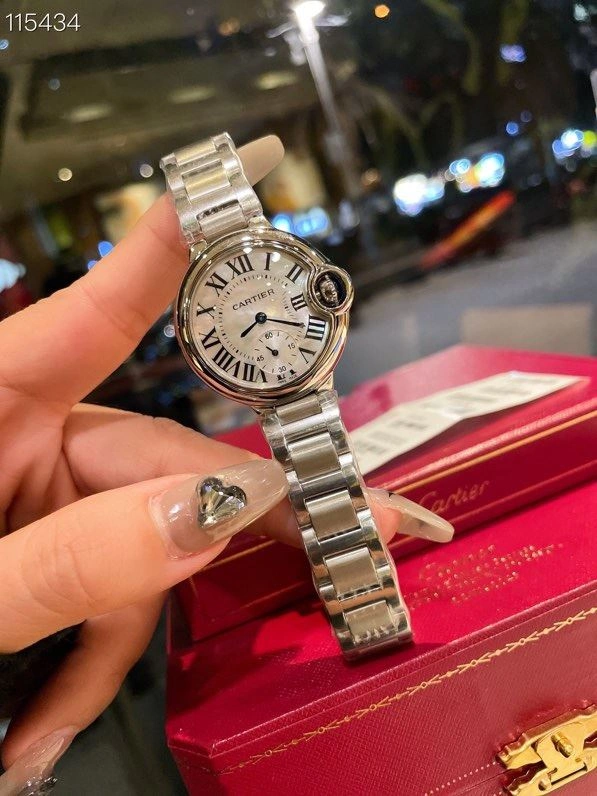 Unique CARTIER Watches 179460
