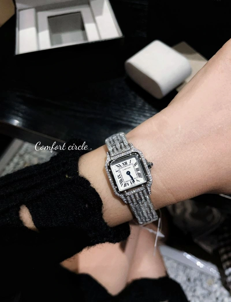 Refined CARTIER Watches 179157