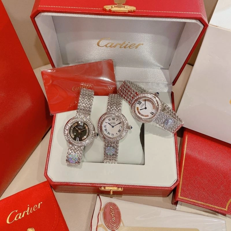Sleek CARTIER Watches 179153
