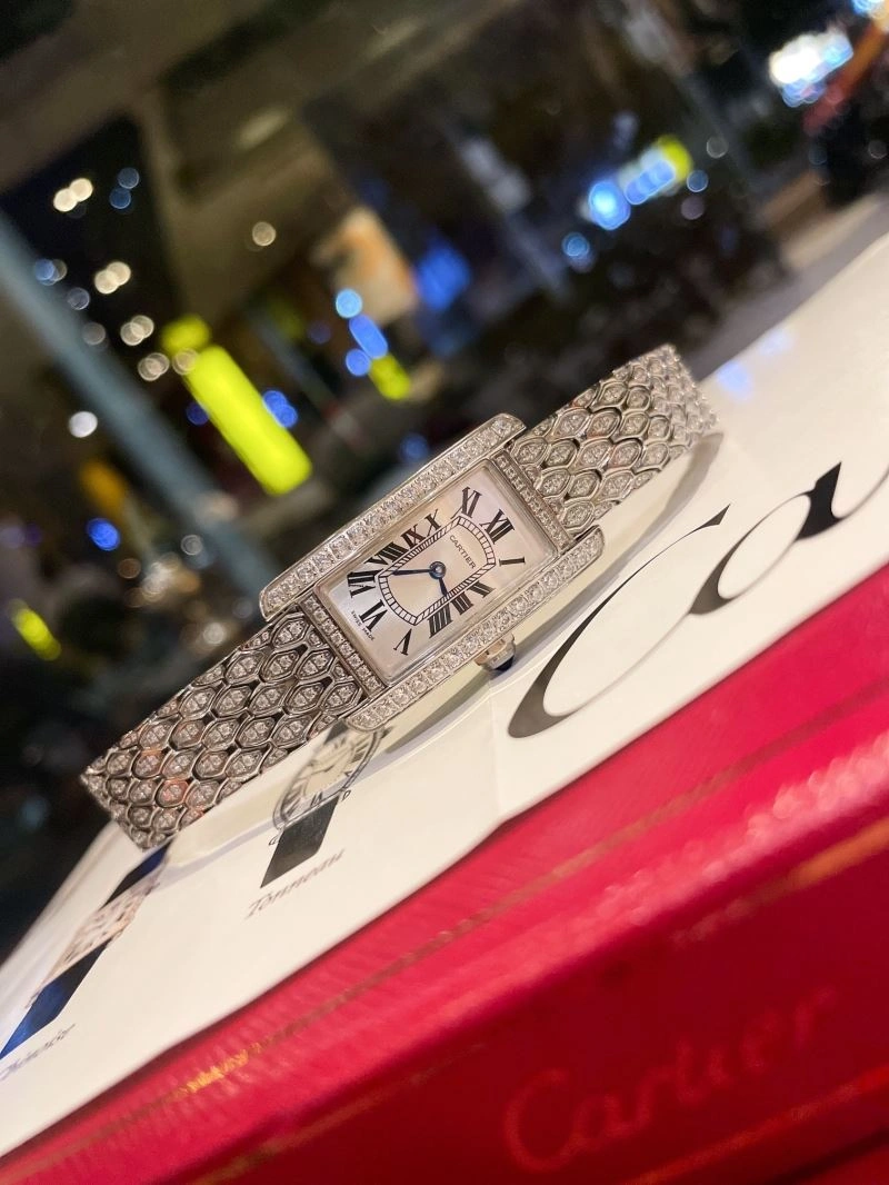 Breathable CARTIER Watches 179132