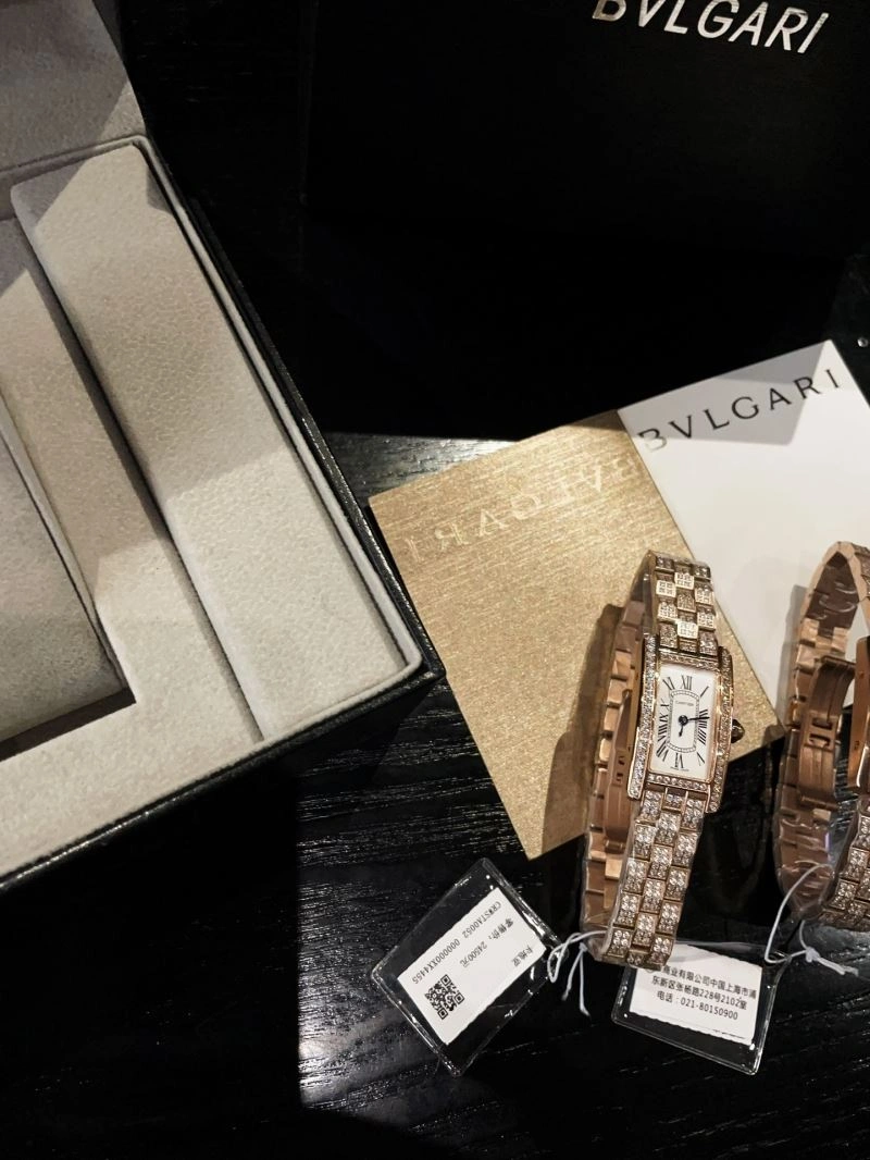 Packable CARTIER Watches 178867