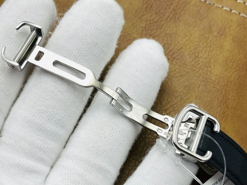 CARTIER Watches FashionForward 178688
